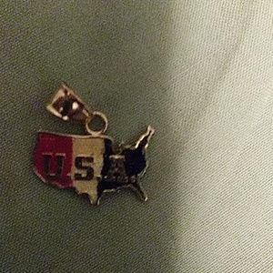 14 k 911 REMEMBER CHARM